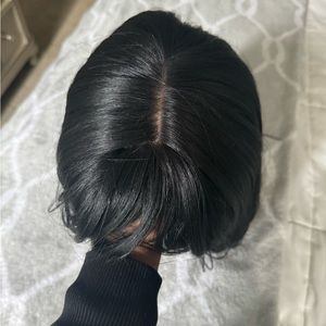 Black wig